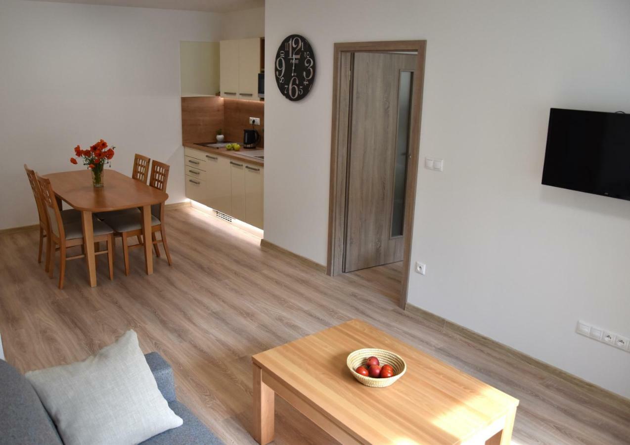 Elemir Apartment Besenova Ngoại thất bức ảnh