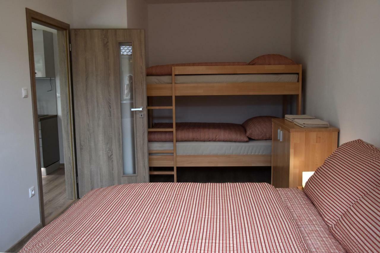 Elemir Apartment Besenova Ngoại thất bức ảnh